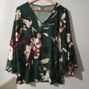 Kate & Mallory Women's Floral Bell Sleeve Blouse - Hunter Green Multi, Size Med
